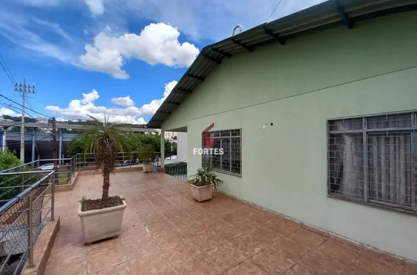 CASA/SOBRADO COM ANEXO (PARA SALA COMERCIAL) DISPONIVEL PARA VENDA, NOSSA SENHORA APARECIDA - FRANCISCO BELTRÃO-PR