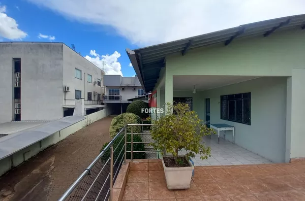 CASA/SOBRADO COM ANEXO (PARA SALA COMERCIAL) DISPONIVEL PARA VENDA, NOSSA SENHORA APARECIDA - FRANCISCO BELTRÃO-PR