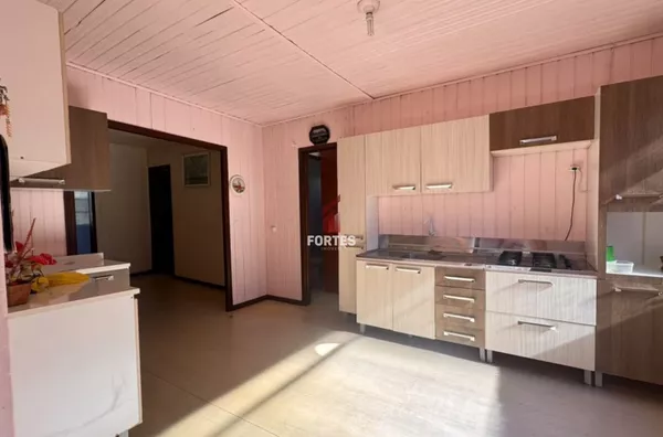 CASA DISPONIVEL PARA LOCAÇÃO PERTO DO ARRUDÃO!