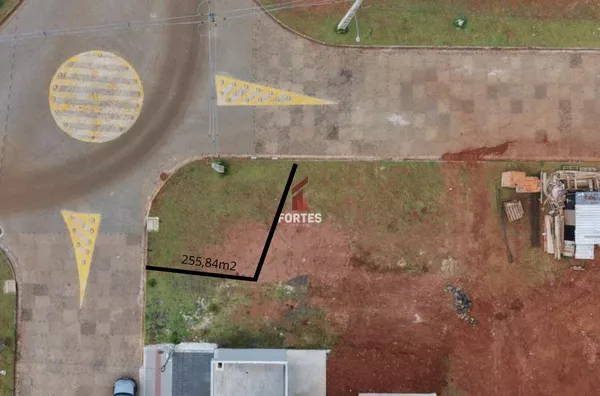 TERRENO DE ESQUINA À VENDA NO LOTEAMENTO CORSO: PRÓXIMO À HAVAN