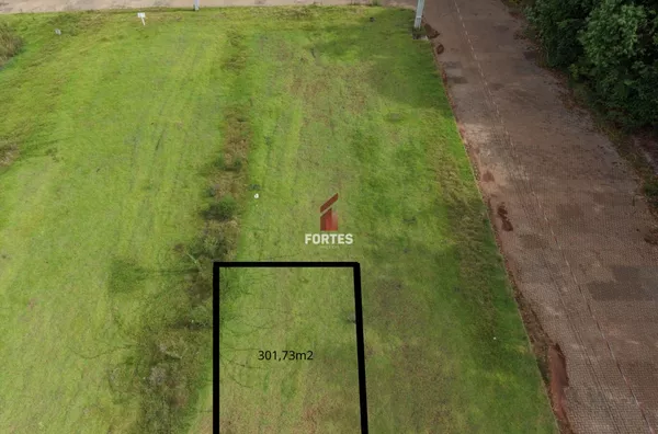 OPORTUNIDADE! TERRENO À VENDA NO LOTEAMENTO CORSO, ÓTIMA LOCALIZAÇÃO: PRÓXIMO À HAVAN 