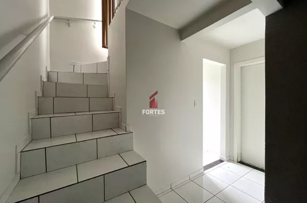 OPORTUNIDADE IMPERDÍVEL! SOBRADO COM 2 DORMITÓRIOS SENDO 1 SUÍTE À VENDA NO JARDIM ITÁLIA - FRANCISCO BELTRÃO - Foto 4