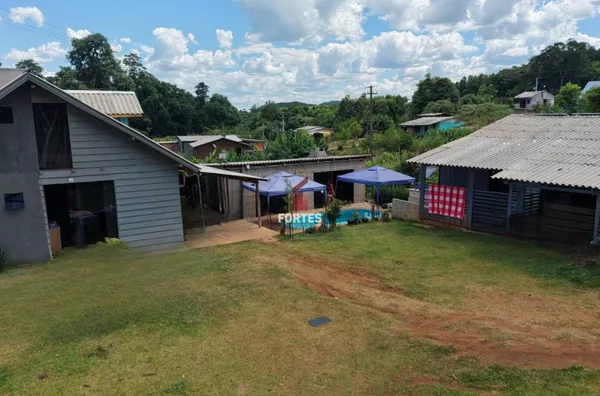 CHÁCARA COM PISCINA À VENDA OU TROCA POR CASA NA CIDADE : ATRÁS DO CENTRO DE EVENTOS DA MARABÁ!