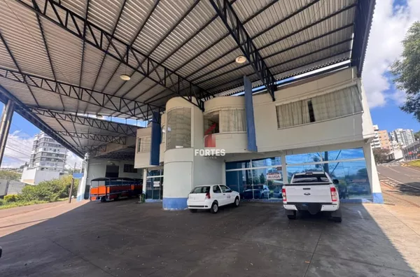 SALAS COMERCIAS PARA LOCAÇÃO NO CENTRO! ANTIGA RETIFICA MAFFESSONI! - Foto 1