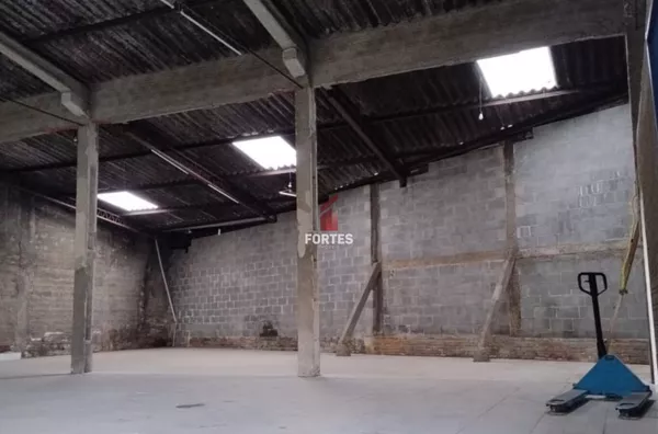 AMPLO BARRACÃO PARA LOCAÇÃO: PERFEITO PARA LOGÍSTICA E ARMAZENAGEM! - Foto 2