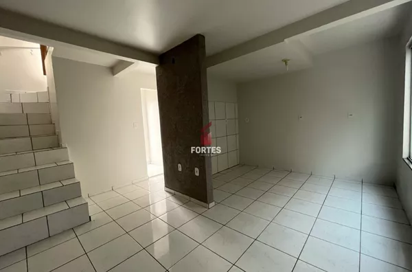 OPORTUNIDADE IMPERDÍVEL! SOBRADO COM 2 DORMITÓRIOS SENDO 1 SUÍTE À VENDA NO JARDIM ITÁLIA - FRANCISCO BELTRÃO - Foto 3