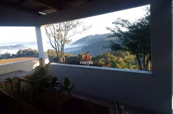 CASA À VENDA NA LINHA SÃO PAULO : TRANQUILIDADE E ESPAÇO PARA SUA FAMÍLIA! - Foto 3