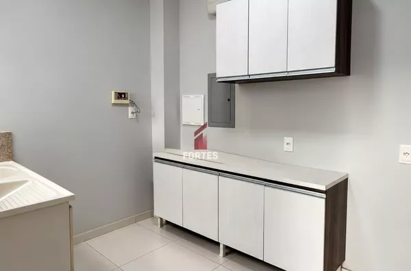 CASA DE ALTO PADRÃO À VENDA EM LOCALIZAÇÃO PRIVILEGIADA! - Foto 10