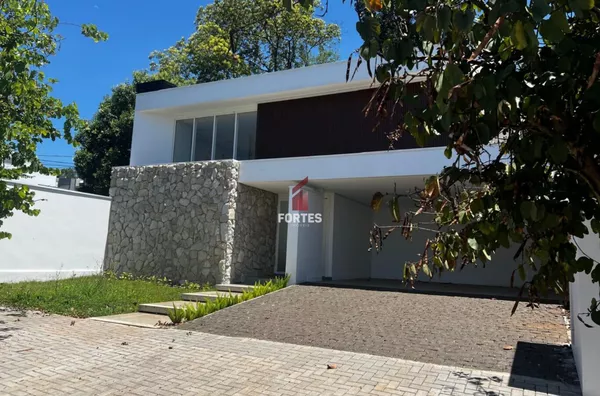 LUXUOSA CASA DE 3 QUARTOS À VENDA NO LOTEAMENTO MONTE REI!