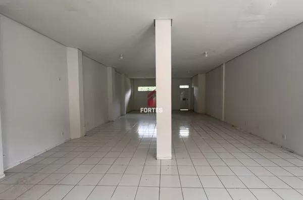 SALA COMERCIAL DISPONIVEL PARA LOCAÇÃO NO SÃO CRISTOVÃO!