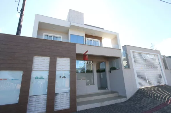 EXCELENTE CASA À VENDA COM 4 QUARTOS, SUÍTE COM CLOSET E ÁREA GOURMET NO BAIRRO LUTHER KING – FRANCISCO BELTRÃO - Foto 3