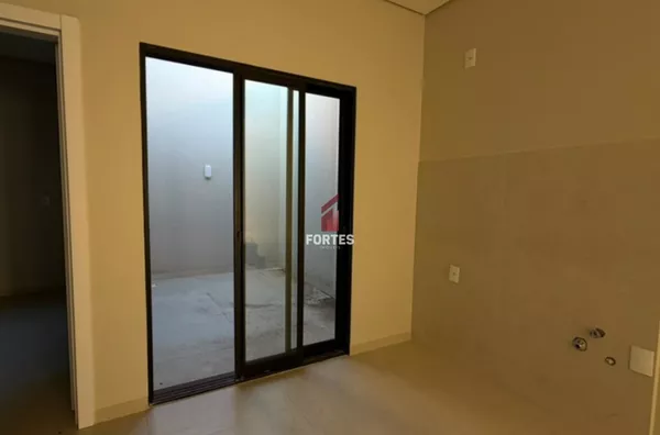 CONFORTO E PRATICIDADE EM UMA CASA NOVA PARA CHAMAR DE SUA