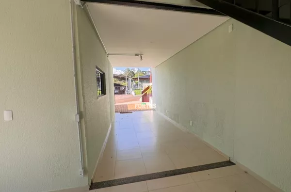 CASA DE FUNDOS PARA LOCAÇÃO NO LUTHER KING: PROXIMO AO POSTO MOSELE! - Foto 4