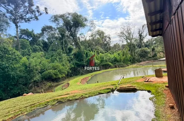 CHÁCARA COM AÇUDE À VENDA EM MARMELEIRO!