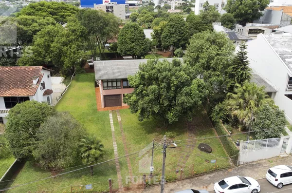 CASA TÉRREA À VENDA COM LOTE ANEXO: OPORTUNIDADE ÚNICA DE ESPAÇO E CONFORTO! - Foto 1