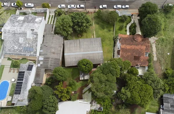 CASA TÉRREA À VENDA COM LOTE ANEXO: OPORTUNIDADE ÚNICA DE ESPAÇO E CONFORTO! - Foto 3