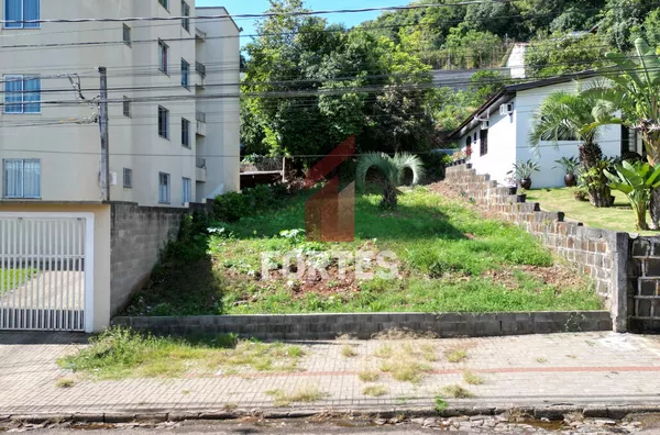 LOTE DISPONÍVEL PARA VENDA: A CHAVE PARA O SEU NOVO PROJETO ESTÁ AQUI!