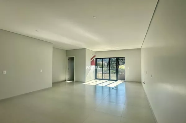 ELEGÂNCIA E MODERNIDADE: SOBRADO NOVO À VENDA NO LOTEAMENTO SCOTTI - Foto 2