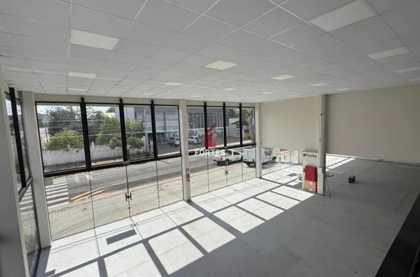 SALA NOVA DE ESQUINA DISPONIVEL PARA LOCAÇÃO PROXIMO AO DETRAN! - Foto 5