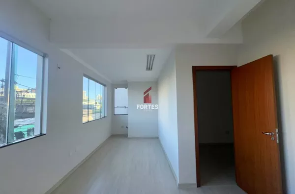 SALA 101 PARA LOCAÇÃO NO EDIFICIO DOM RAIMUNDO: EXCELENTE LOCALIZAÇÃO NO CENTRO DE FRANCISCO BELTRÃO - Foto 2