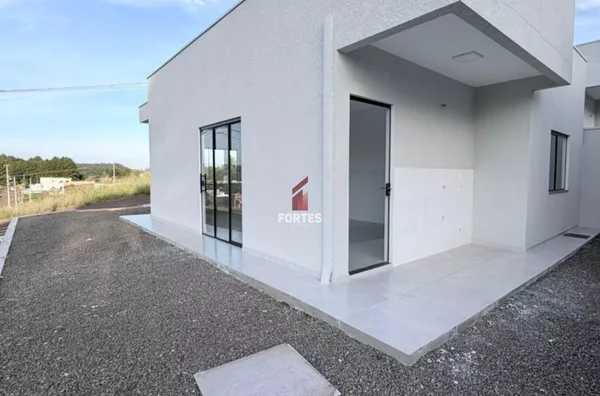 CASA NOVA À VENDA NO ÁGUA BRANCA!