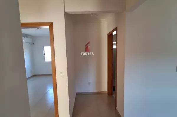 APARTAMENTO NA ÁREA CENTRAL À VENDA