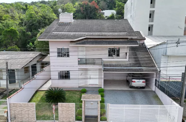 CASA DISPONÍVEL PARA VENDA: SEU NOVO LAR ESTÁ AQUI, AGUARDANDO POR VOCÊ! - Foto 1