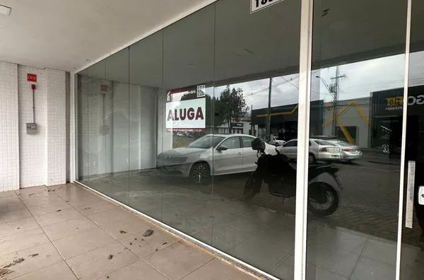 SALA EM FRENTE A GOFIT PARA LOCAÇÃO: EXCELEMTE LOCALIZAÇÃO!