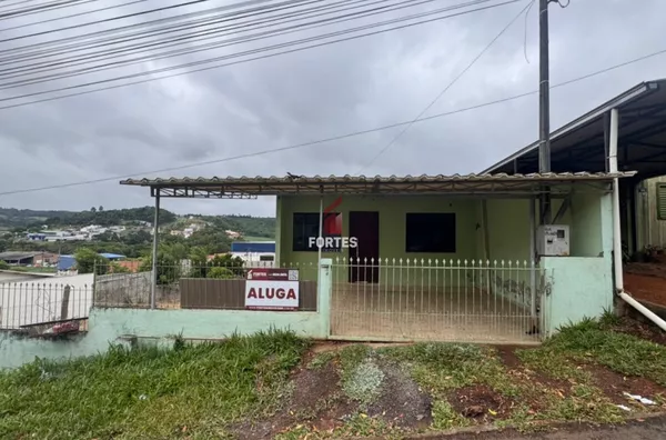 CASA DISPONIVEL PARA VENDA E LOCAÇÃO EM LOCALIZAÇÃO ESTRATÉGICA: IDEAL PARA QUEM BUSCA PROXIMIDADE AO SEMINÁRIO - Foto 1