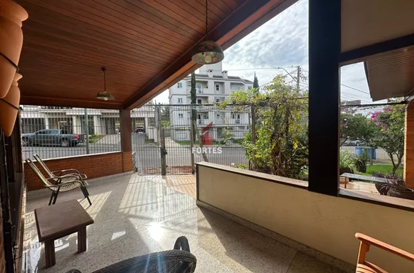 CASARÃO COMERCIAL OU RESIDENCIAL COM PISCINA PARA LOCAÇÃO NO CENTRO: EXCELENTE LOCALIZAÇÃO! - Foto 2