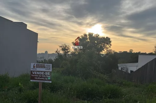 EXCELENTE LOTE À VENDA NO BAIRRO NOVA PETRÓPOLIS!