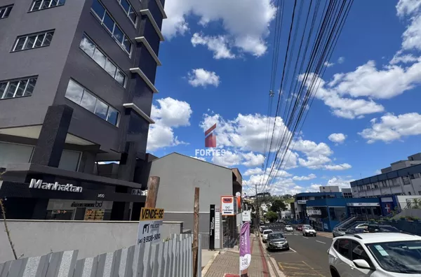 SALA COMERCIAL PARA VENDA NO EDIFICIO MANHATTAN: EM FRENTE A POLICLINICA! - Foto 2