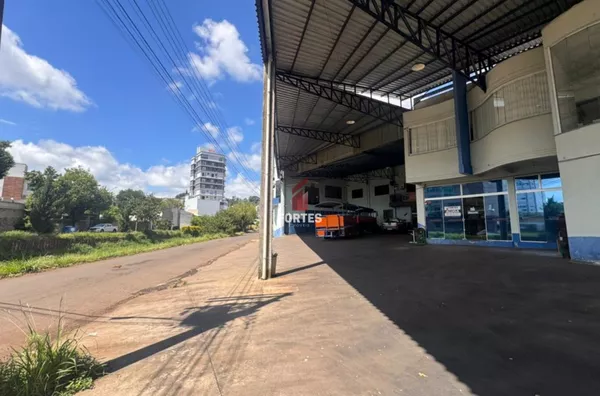 SALAS COMERCIAS PARA LOCAÇÃO NO CENTRO! ANTIGA RETIFICA MAFFESSONI! - Foto 2