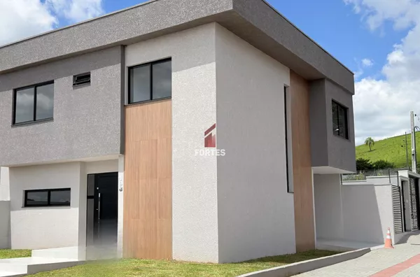 SOBRADO NOVO PARA VENDA NO ÁGUA BRANCA PROXIMO A HAVAN!
