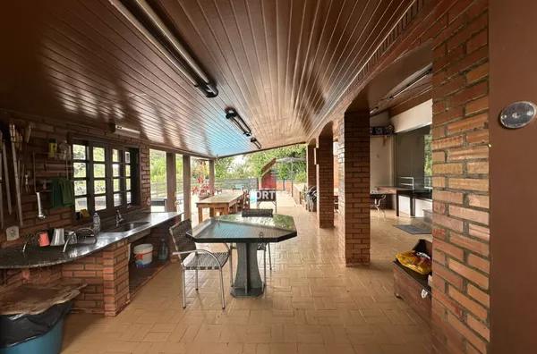 CASARÃO COMERCIAL OU RESIDENCIAL COM PISCINA PARA LOCAÇÃO NO CENTRO: EXCELENTE LOCALIZAÇÃO! - Foto 6