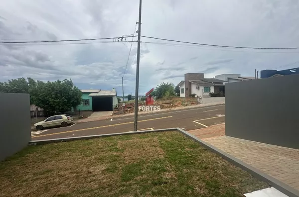 SOBRADO À VENDA, CONQUISTE O SEU LAR DOS SONHOS COM CONFORTO E COMODIDADE!