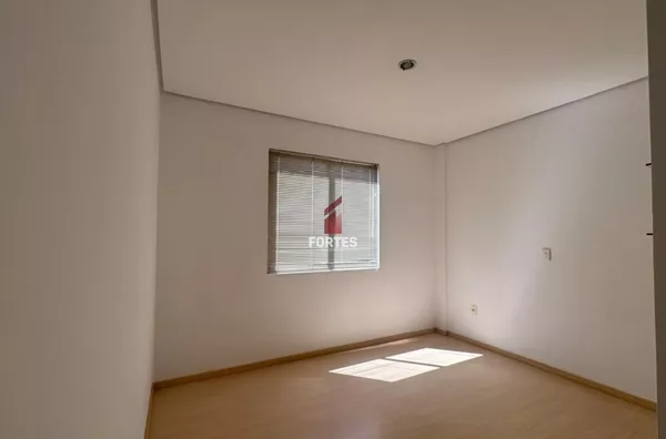 APARTAMENTO PARA VENDA E LOCAÇÃO COM LOCALIZAÇÃO PRIVILEGIADA E CONFORTO GARANTIDO! 