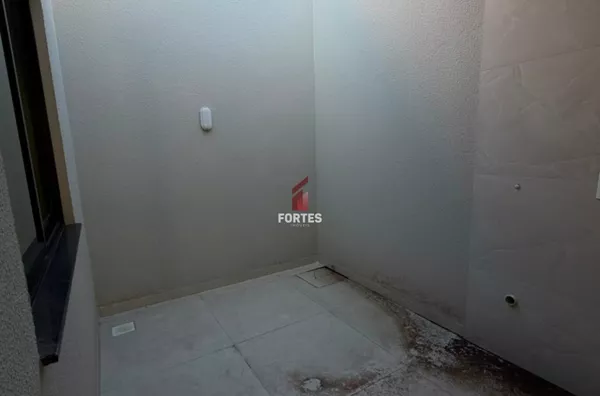 CONFORTO E PRATICIDADE EM UMA CASA NOVA PARA CHAMAR DE SUA