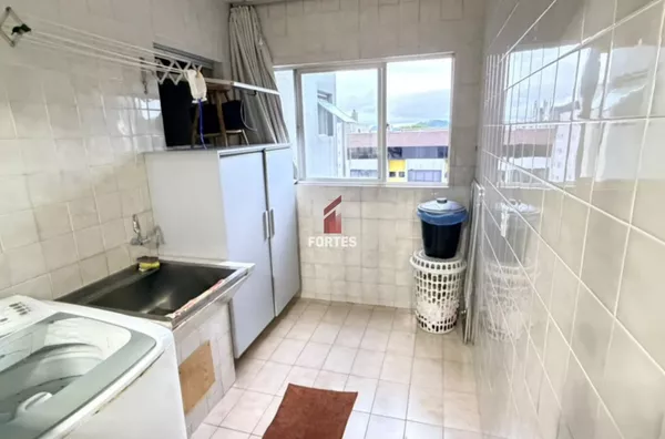 EXCELENTE APARTAMENTO NO CENTRO DE FRANCISCO BELTRÃO! - Foto 11