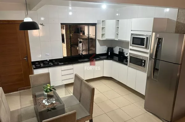 SOBRADO À VENDA COM EXCELENTE ESTRUTURA: SEU LOVO LAR NO SEMINÁRIO! - Foto 6