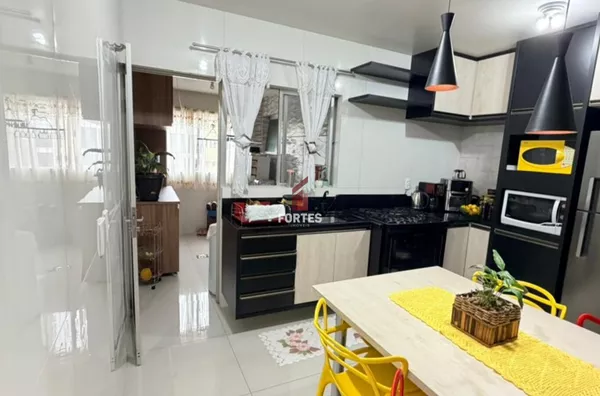 APARTAMENTO SEMI MOBILIADO NO CENTRO À VENDA