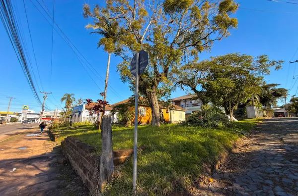 Terreno comercial/residencial