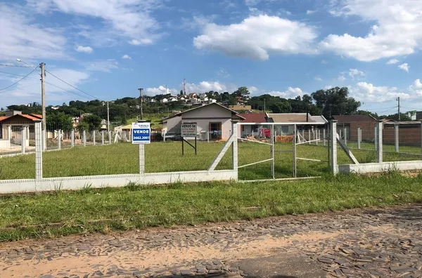 Terreno residencial / comercial