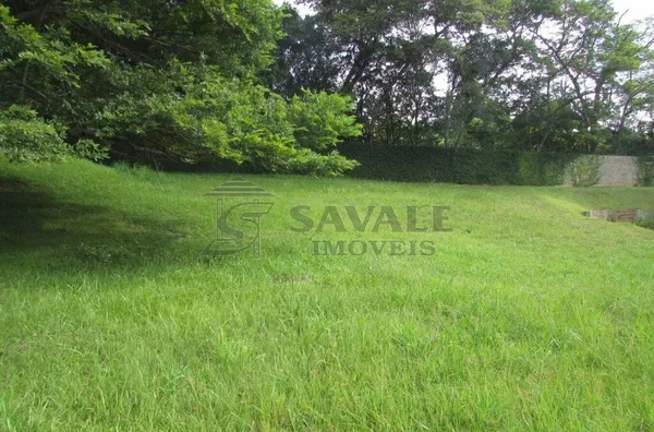 Terreno em condomínio