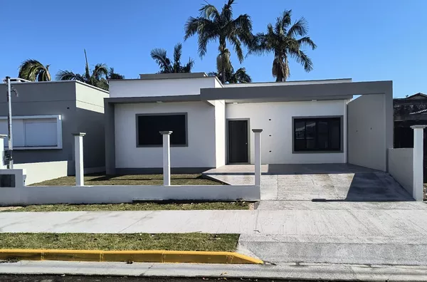 Casa à venda em São José