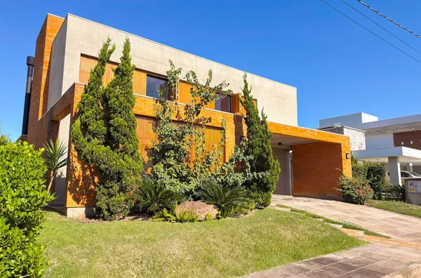 Casa à venda em Menino Deus