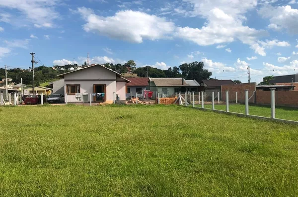 Terreno residencial / comercial