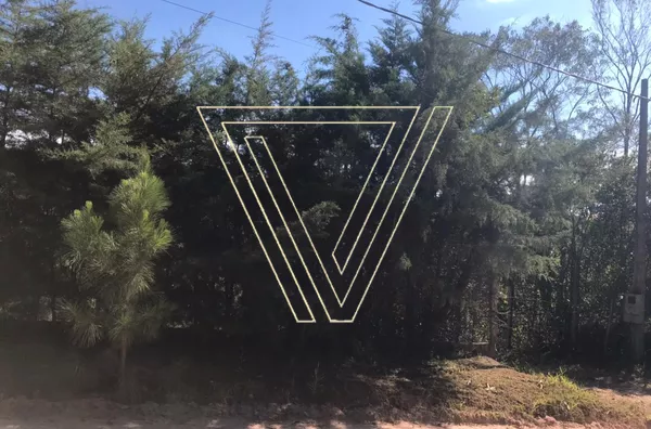 Terreno de 1810 m² para chácara -  já com benfeitoras. - Foto 1