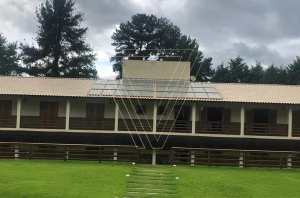 * CHÁCARA / POUSADA A VENDA EM CABREÚVA COM PISCINA.