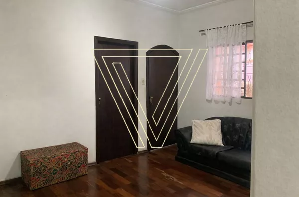 Casa térrea à venda - 2 dormitórios - Vila Vianelo - Jundiaí - SP